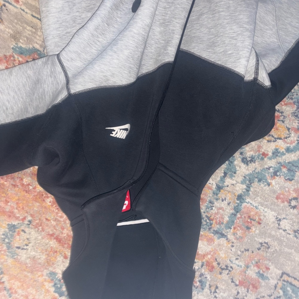 Nike Two-Tone Black and Gray Jacket